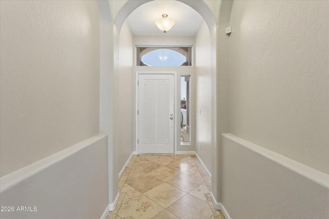 Real Estate Picture 5