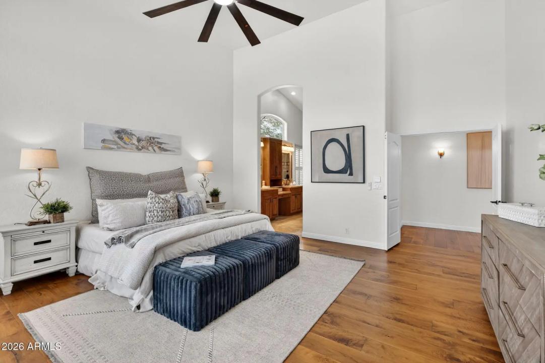 Real Estate Picture 21