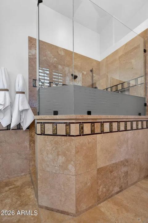 Real Estate Picture 25