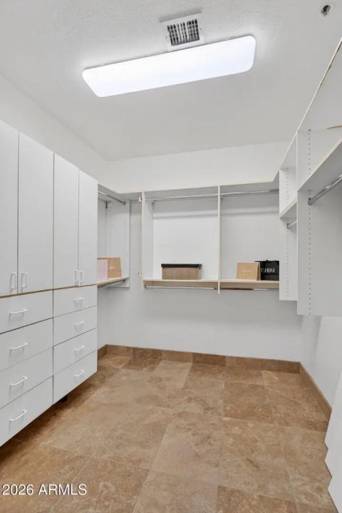 Real Estate Picture 26