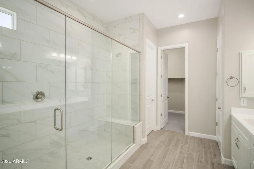 Real Estate Picture 13