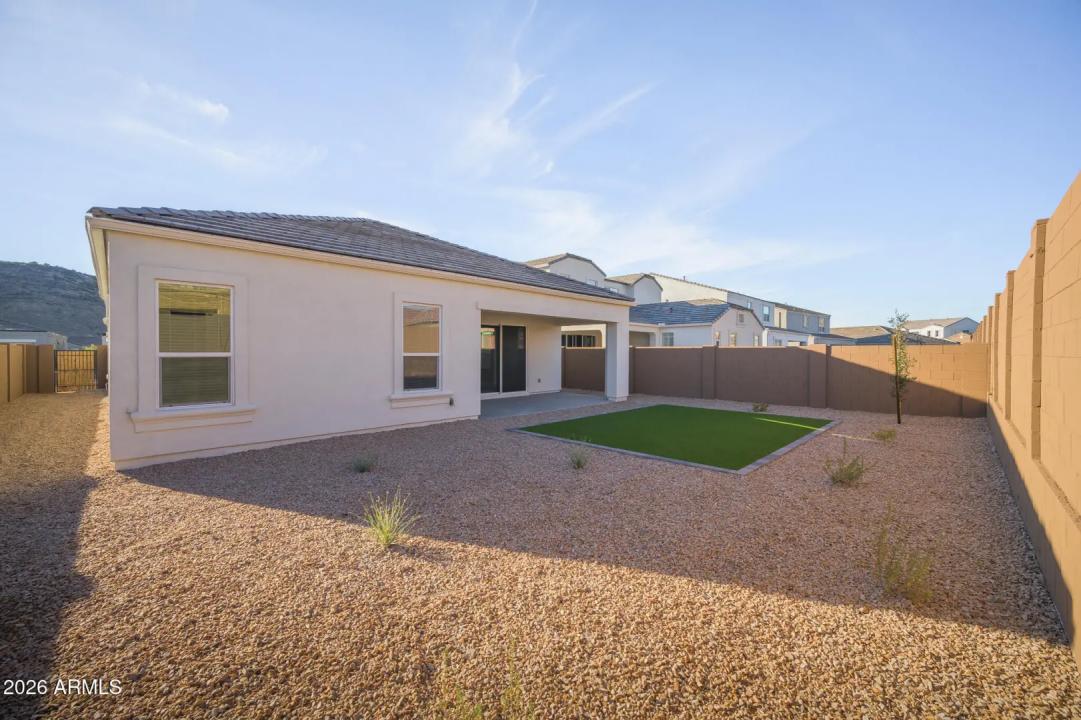 Real Estate Picture 22