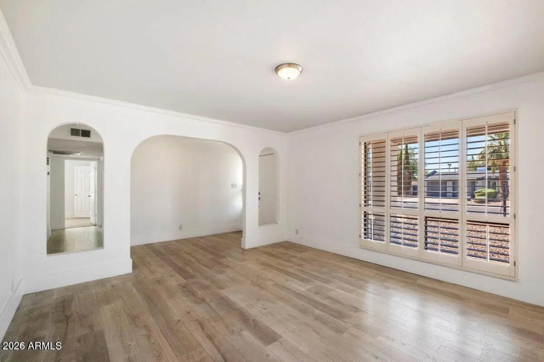 Real Estate Picture 2