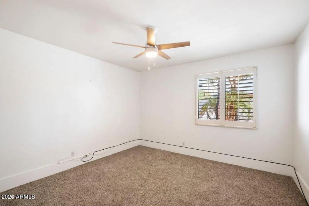 Real Estate Picture 19