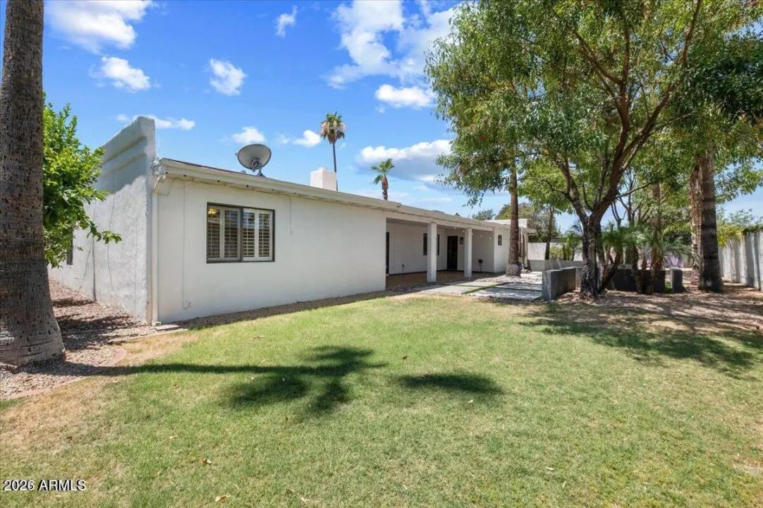 Real Estate Picture 26