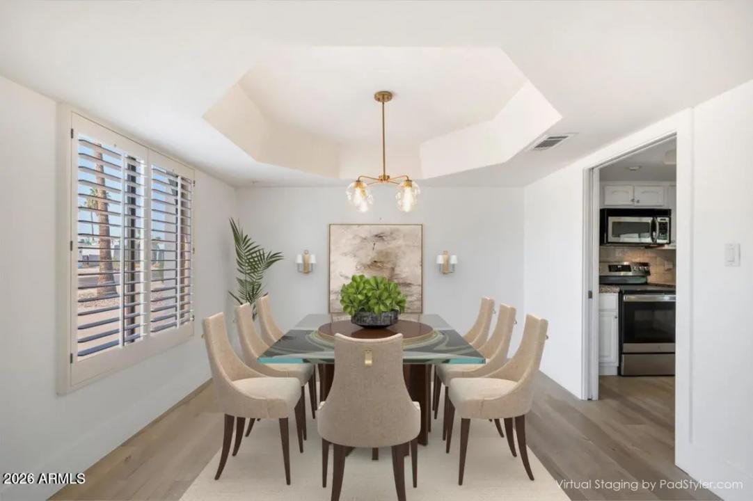 Real Estate Picture 5