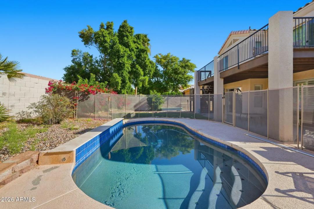 Real Estate Picture 22