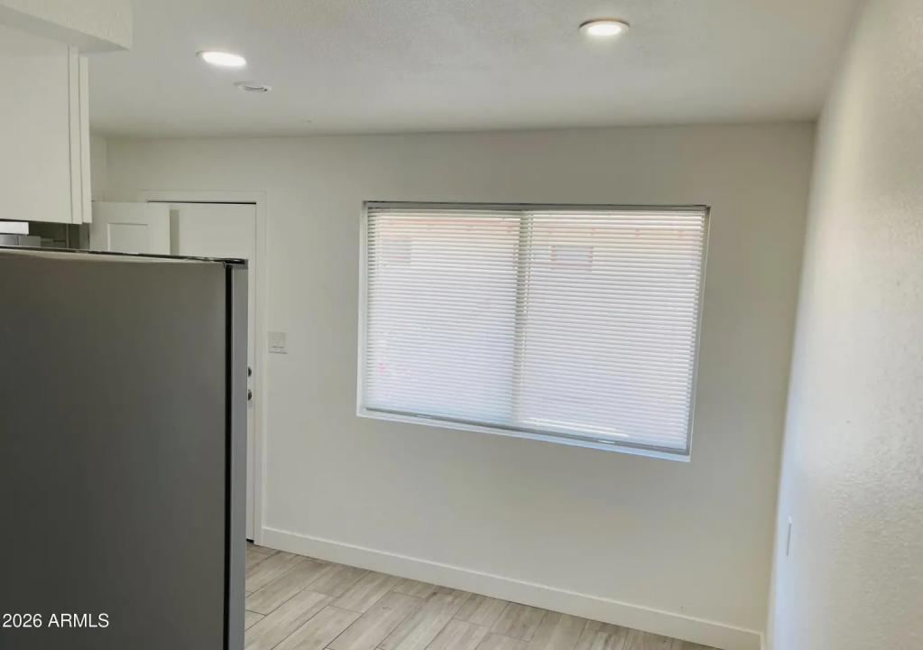 Real Estate Picture 6