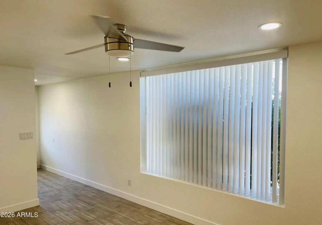 Real Estate Picture 4