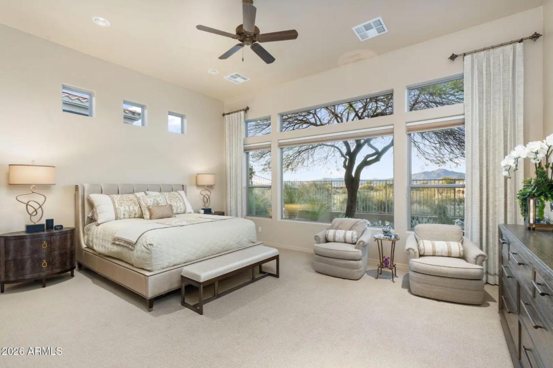 Real Estate Picture 30