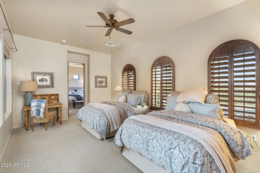 Real Estate Picture 42