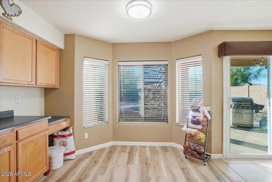 Real Estate Picture 15