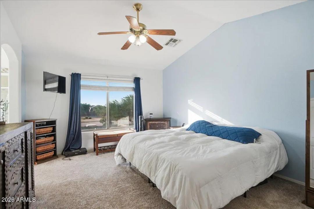 Real Estate Picture 20