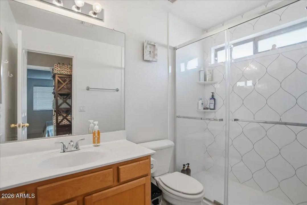 Real Estate Picture 23