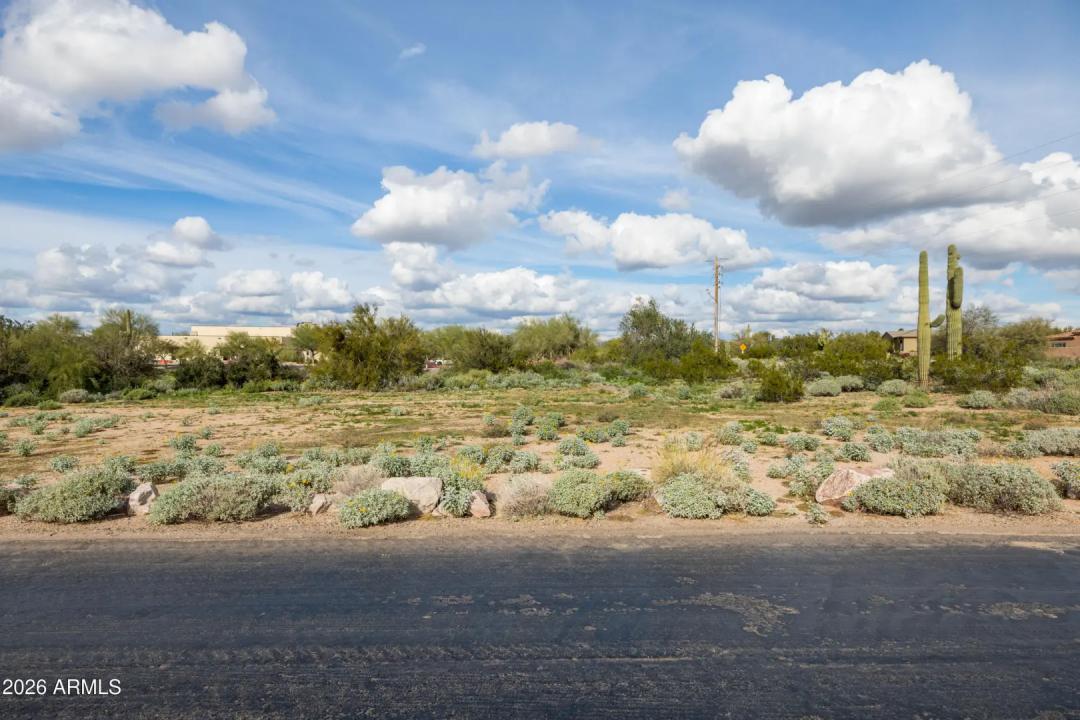 Real Estate Picture 22