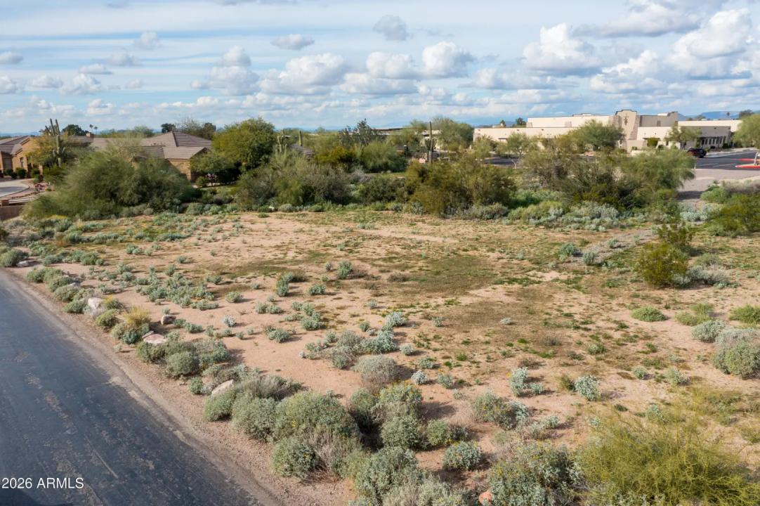 Real Estate Picture 23