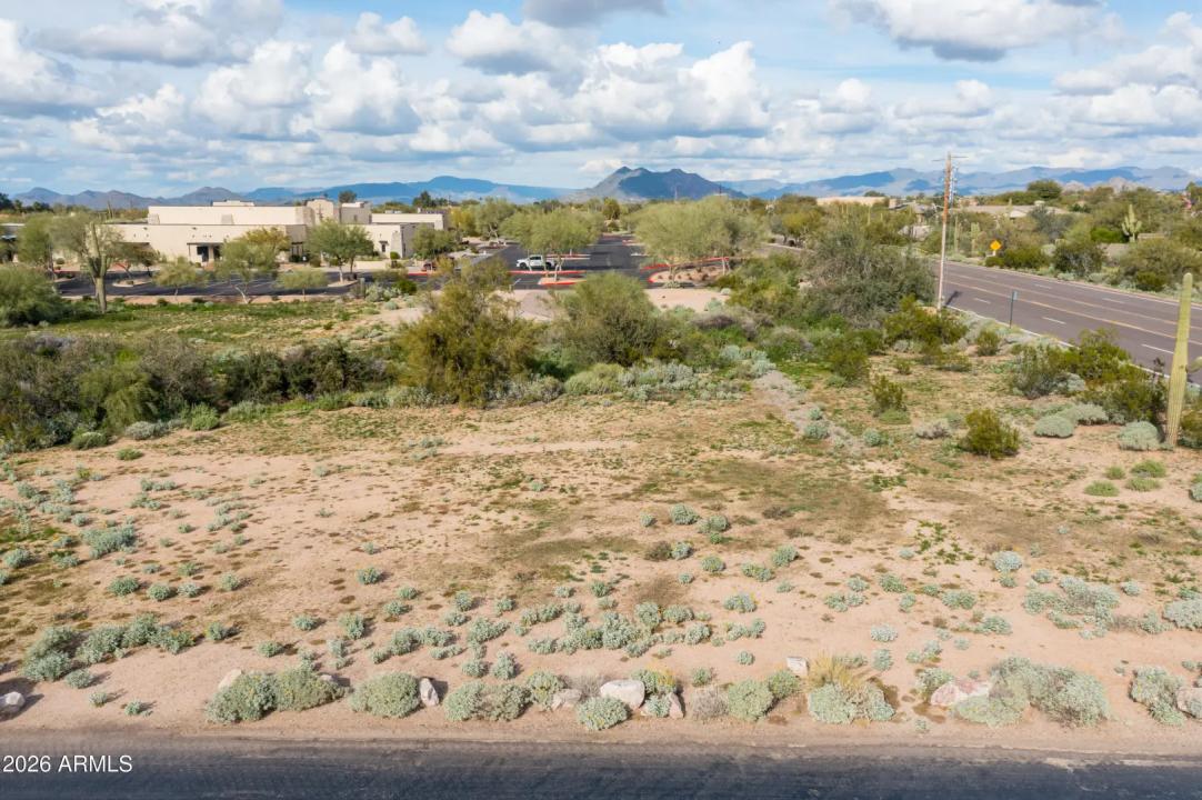 Real Estate Picture 24