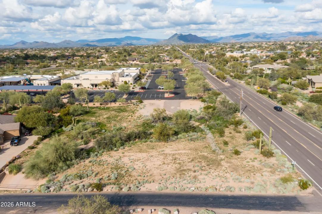 Real Estate Picture 25