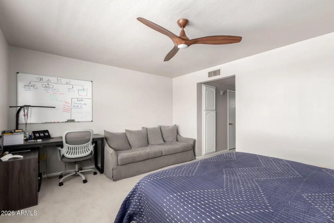 Real Estate Picture 38