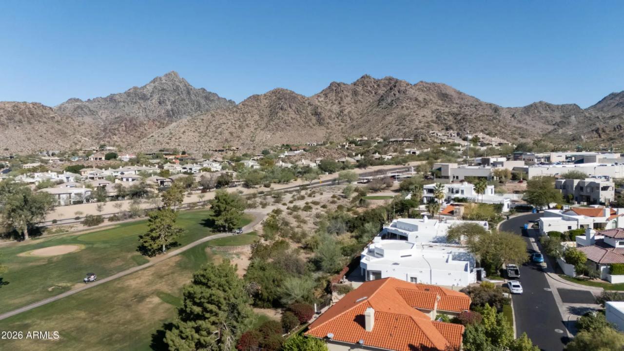 Real Estate Picture 2