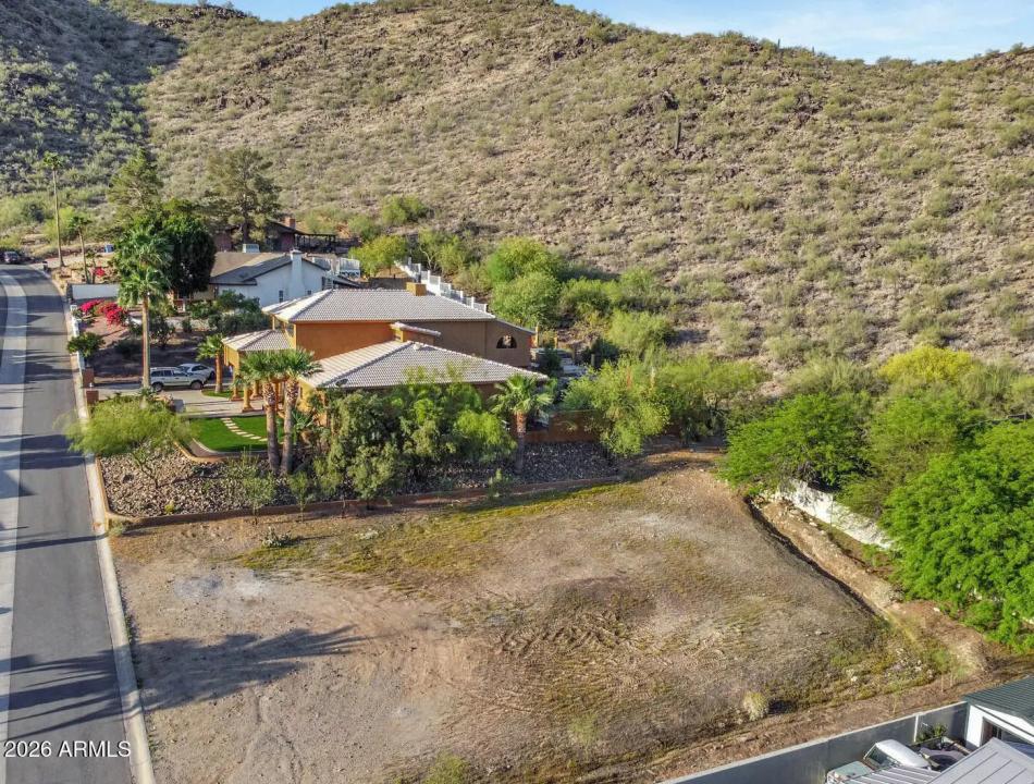 Real Estate Picture 2