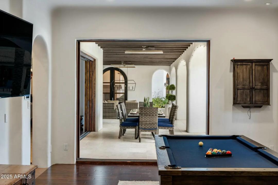 Real Estate Picture 14