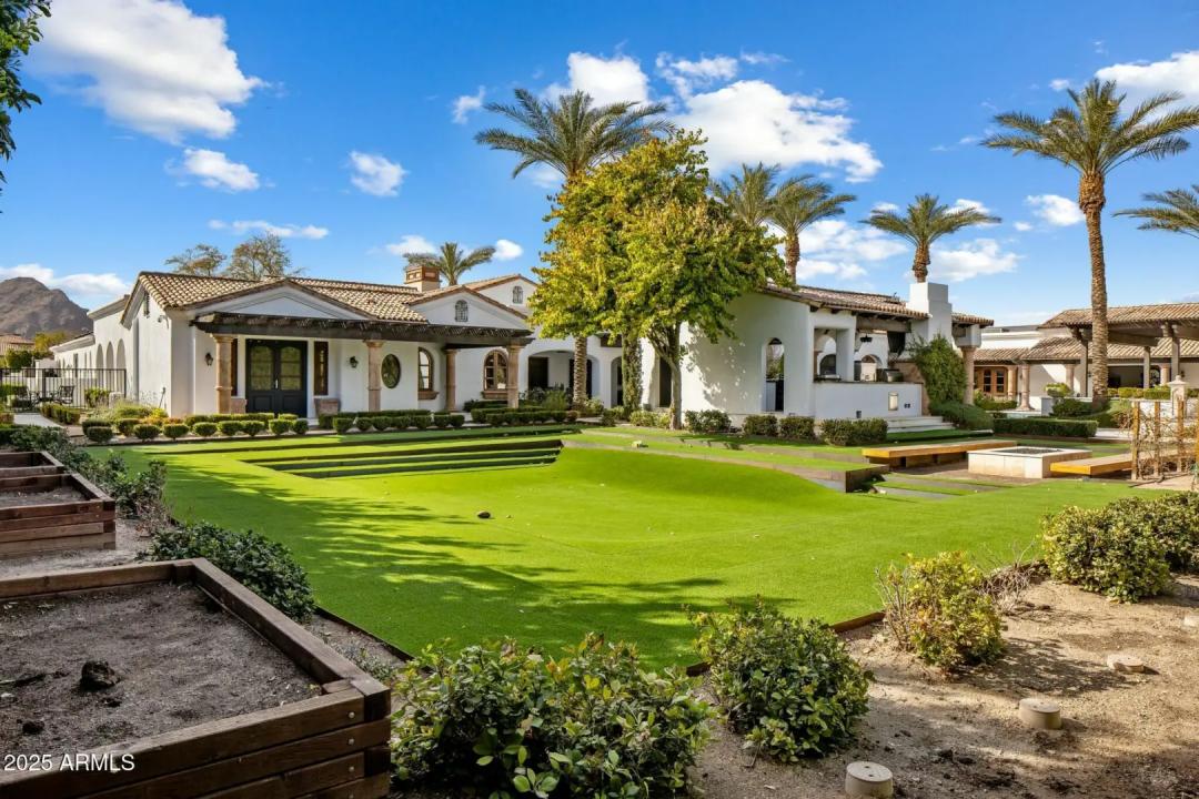 Real Estate Picture 19