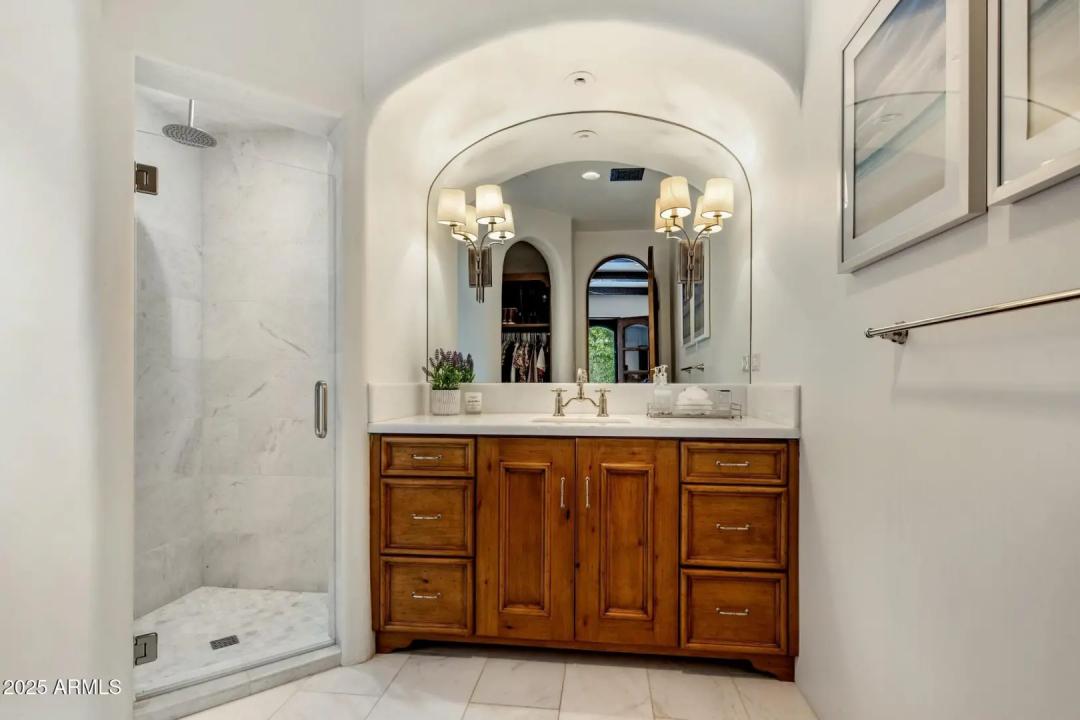 Real Estate Picture 38