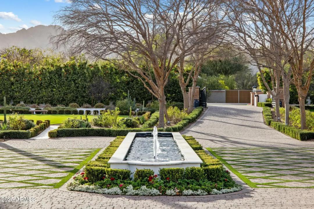 Real Estate Picture 53