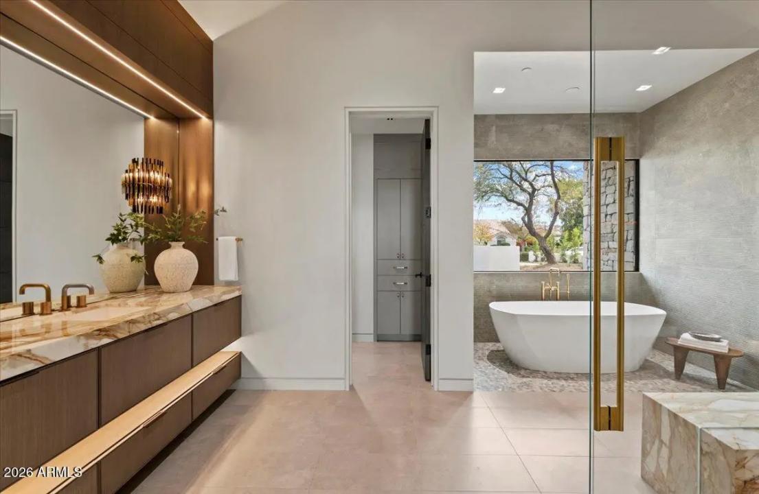 Real Estate Picture 25