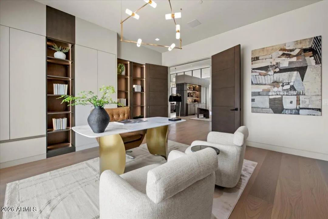 Real Estate Picture 42