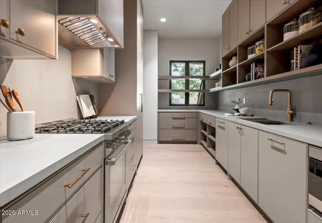 Real Estate Picture 60