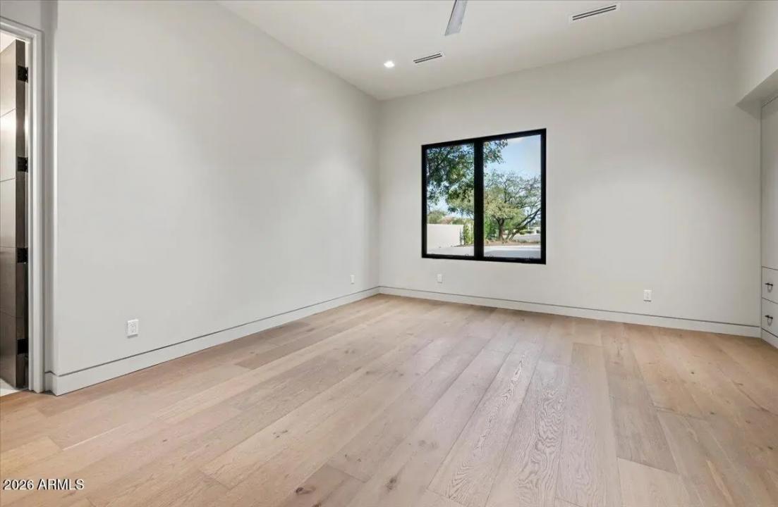 Real Estate Picture 71