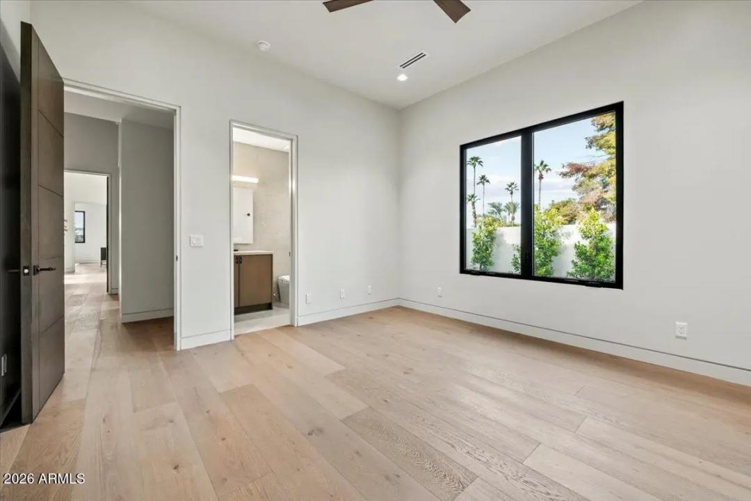 Real Estate Picture 73