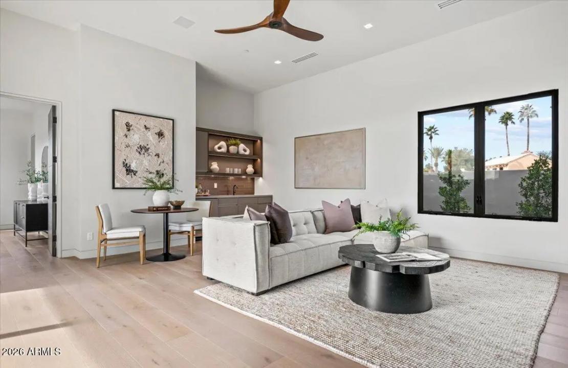 Real Estate Picture 75