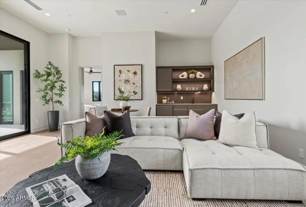 Real Estate Picture 76