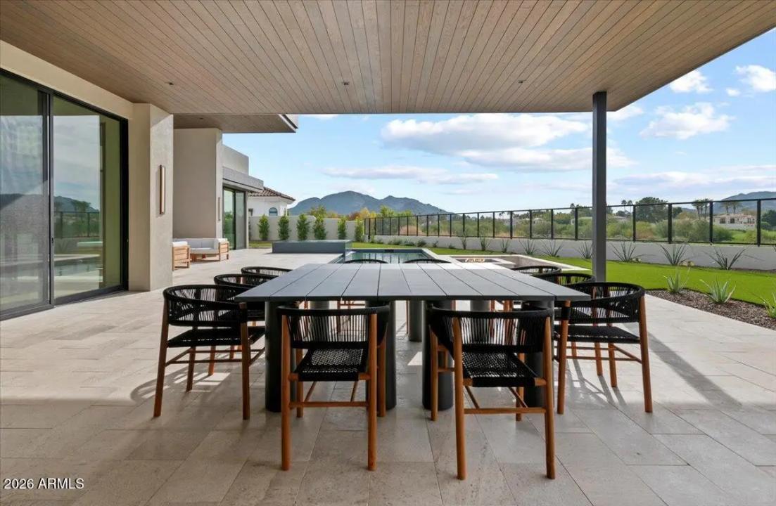 Real Estate Picture 85