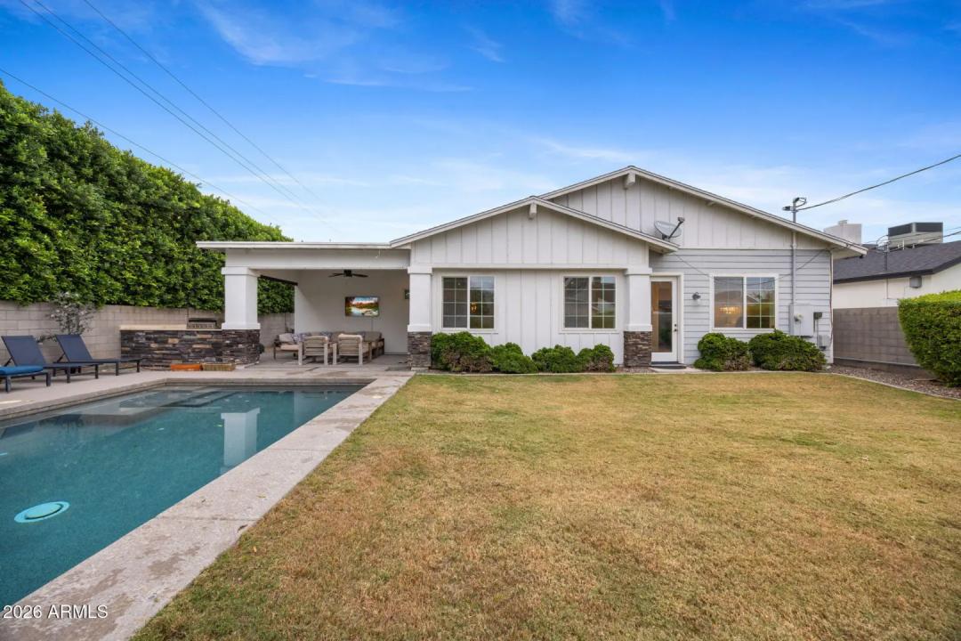 Real Estate Picture 39