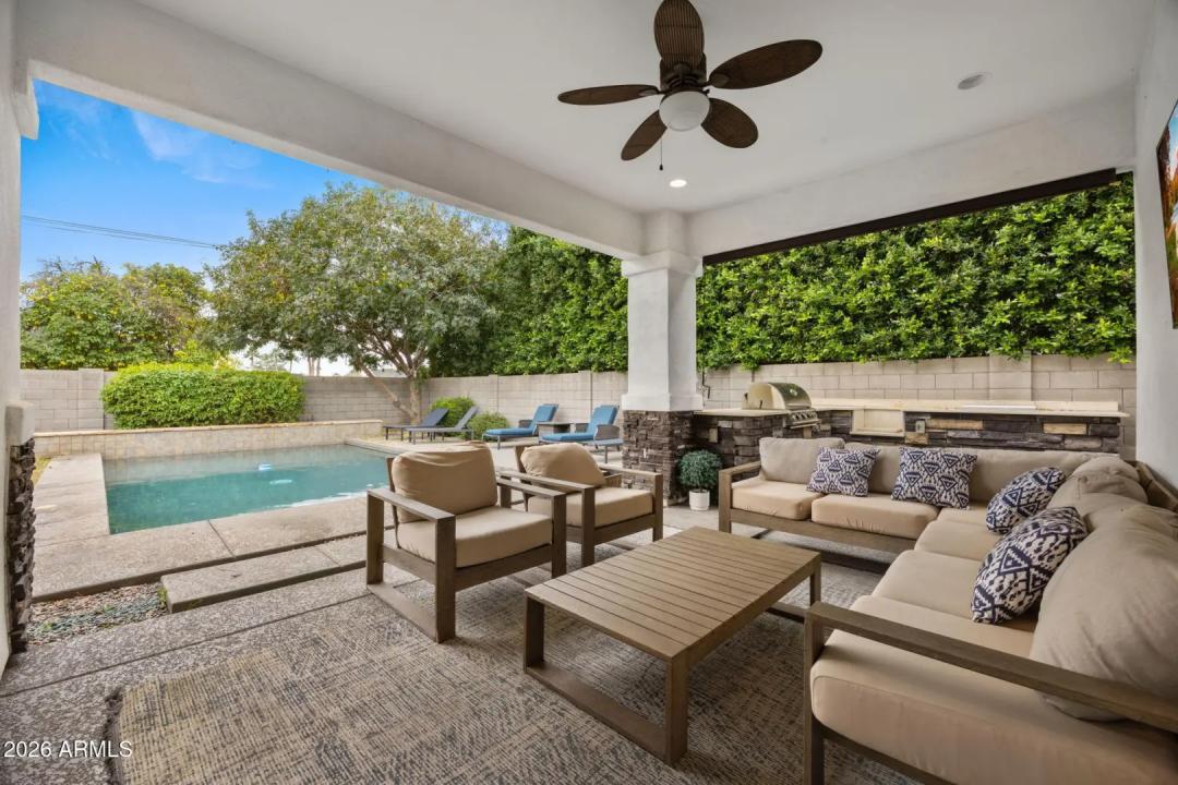 Real Estate Picture 34