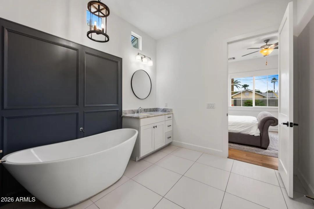 Real Estate Picture 21