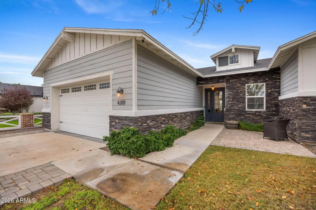 Real Estate Picture 2