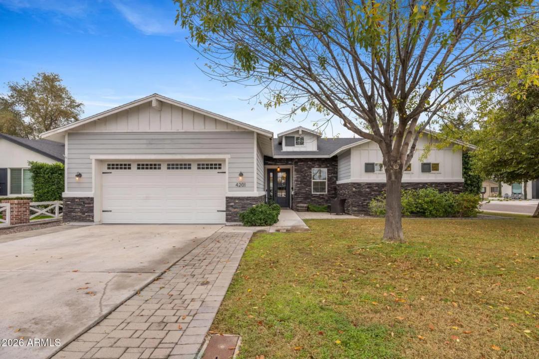 Real Estate Picture 1