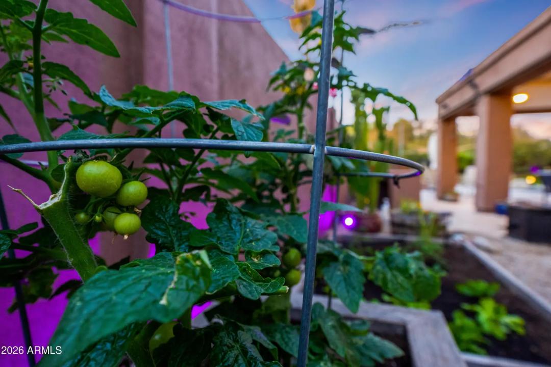 Real Estate Picture 15