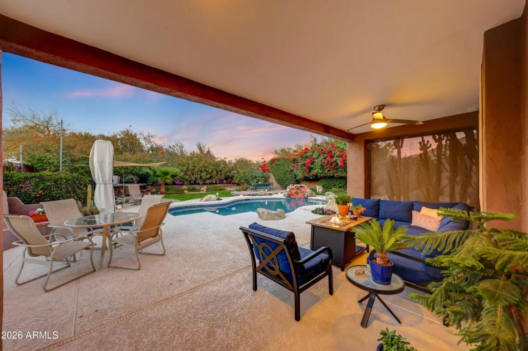 Real Estate Picture 18