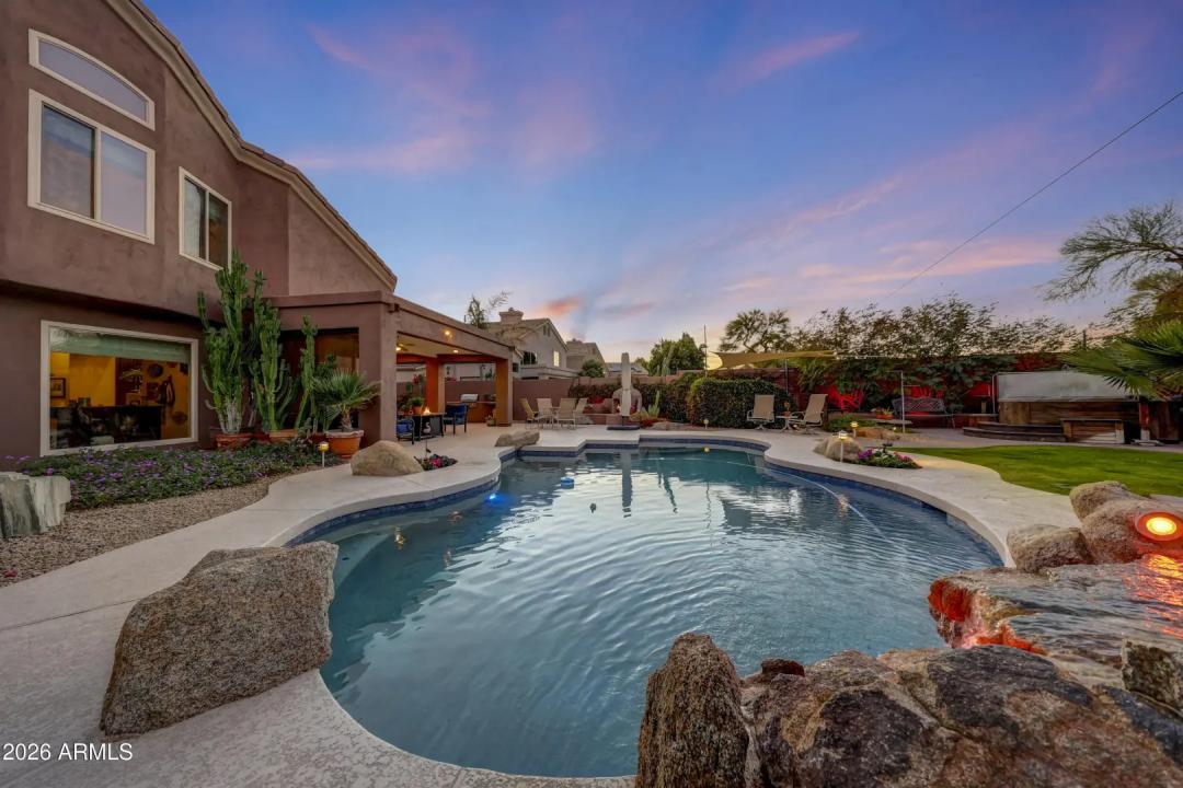 Real Estate Picture 21