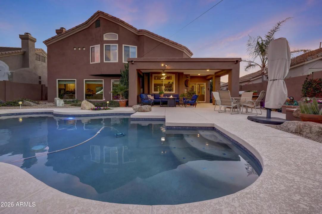 Real Estate Picture 9