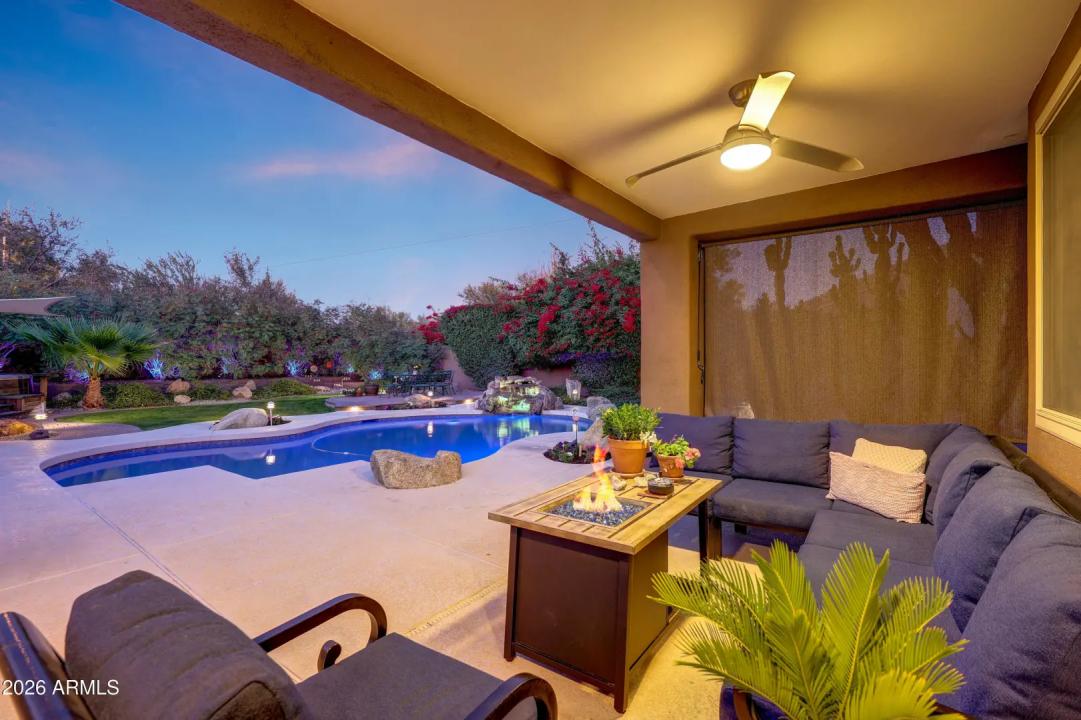 Real Estate Picture 7