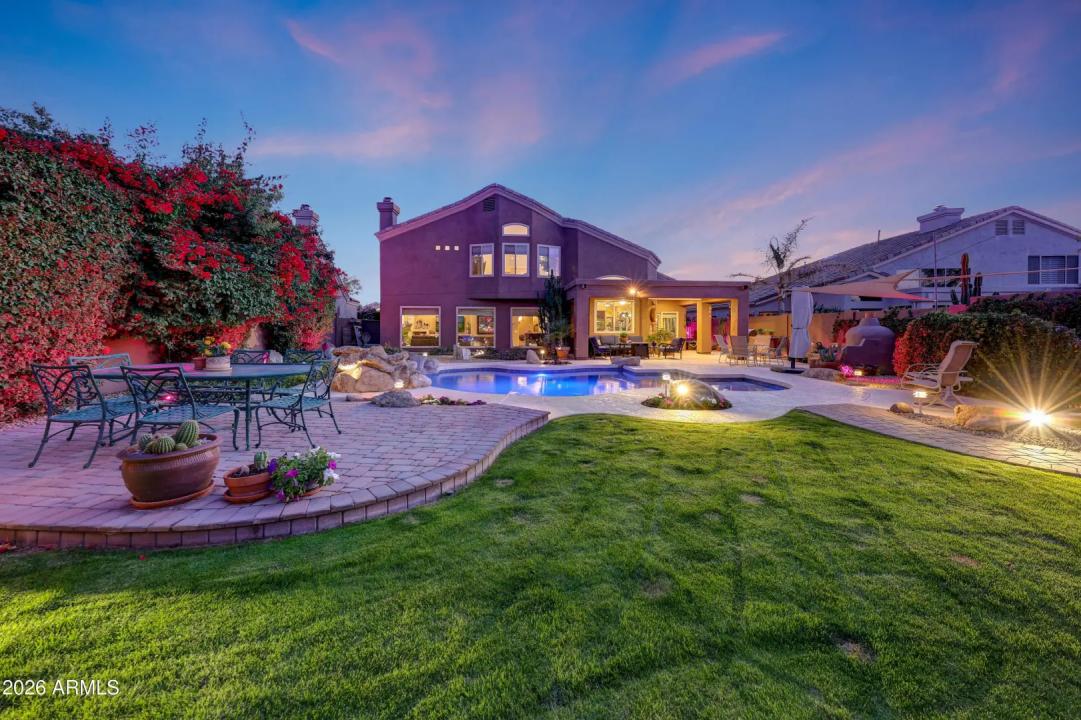 Real Estate Picture 5