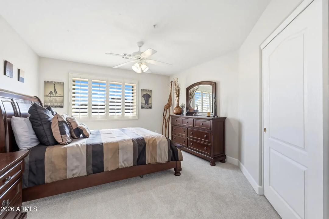 Real Estate Picture 30