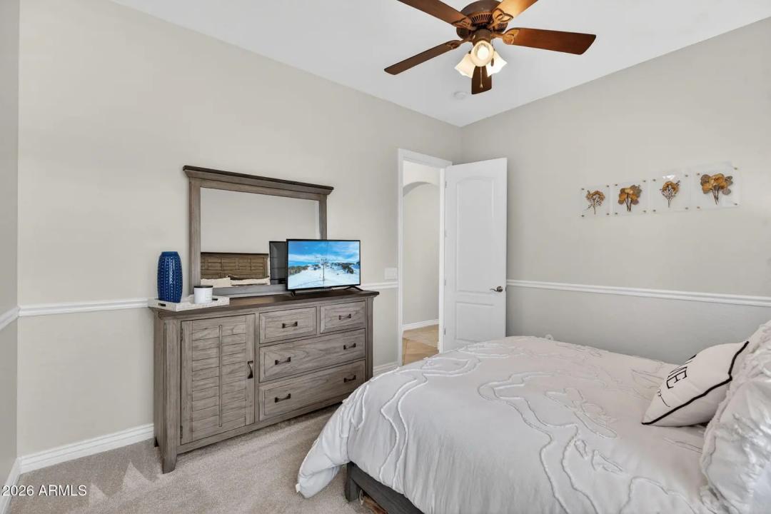 Real Estate Picture 27